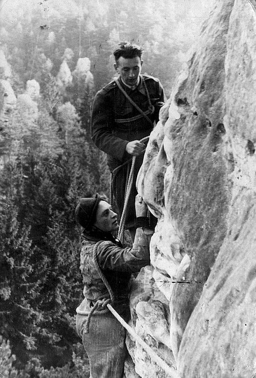 Lezen na Hruboskalsku 1942