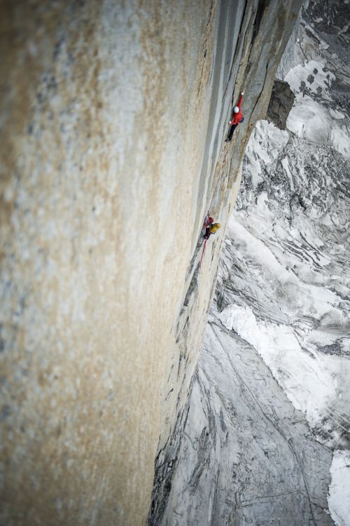 Ines Papert leze 15. dlku cesty Riders on the storm v Torres del Paine