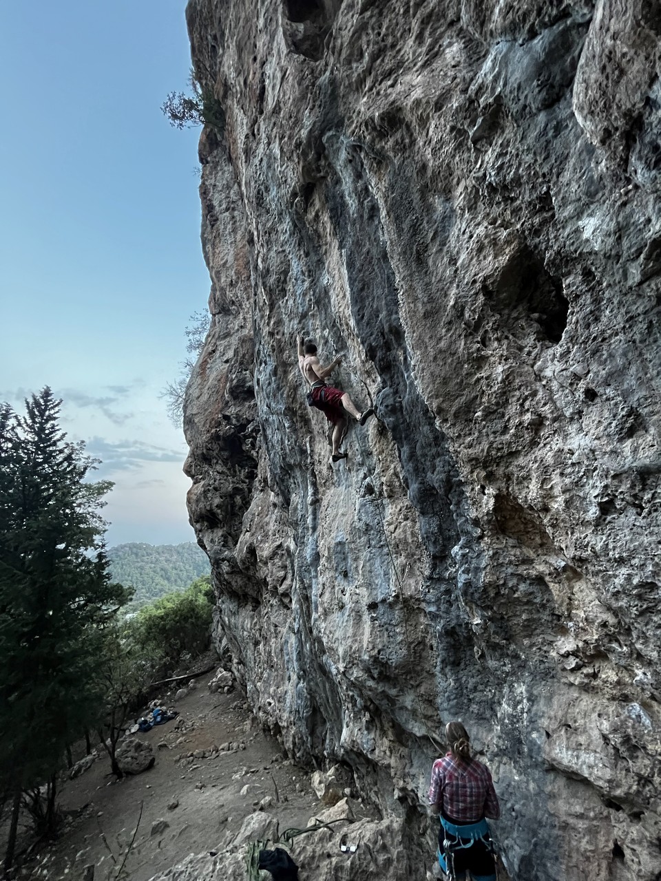 Kliknutm zavete okno.