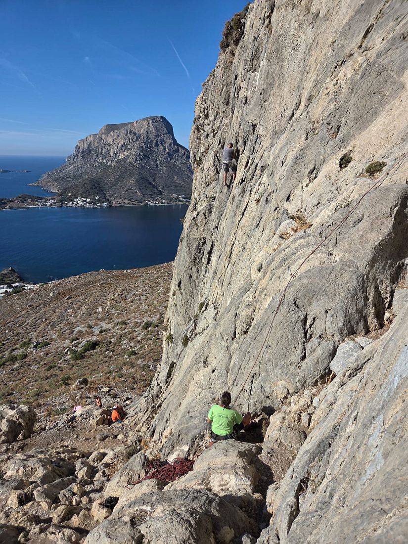 Kliknut�m zav�ete okno.