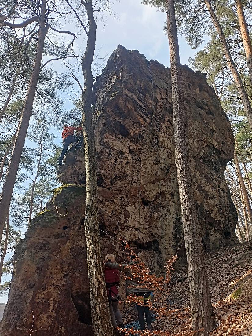 Kliknut�m zav�ete okno.